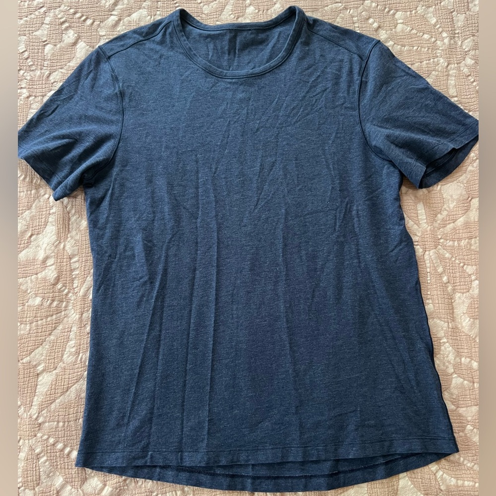 Lululemon Men’s Shirt